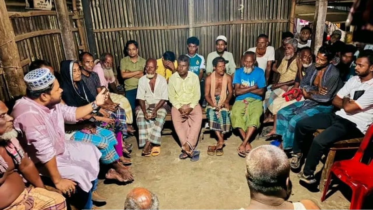 যেখানেই যাচ্ছেন মানুষের সাড়া ও ভালোবাসা পাচ্ছেন: হাফেজ মোঃ খাইরুল ইসলাম মুন্সি