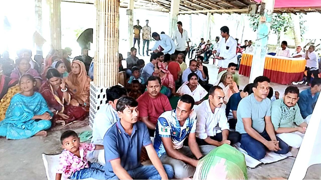 কাঁঠালিয়ায় বিশ্বকর্মা পূজা অনুষ্ঠিত