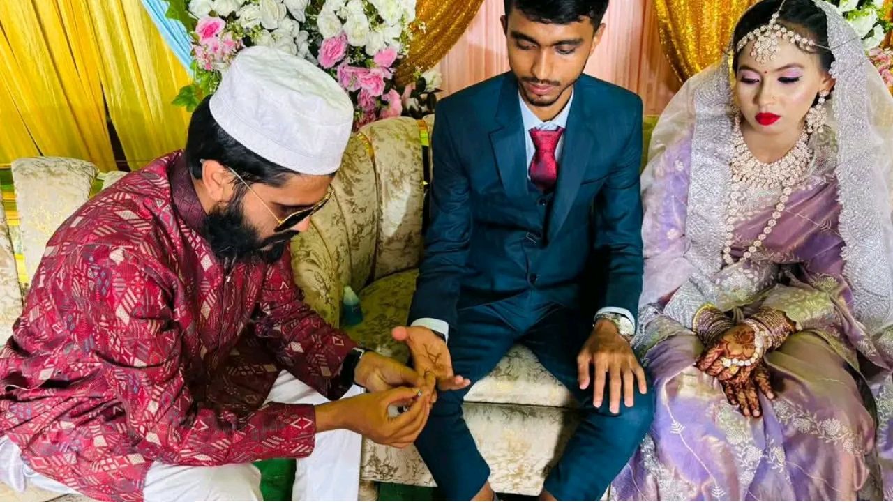 নেত্রকোনায় বৌ-ভাত অনুষ্ঠানে বিনামূল্যে রক্তের গ্রুপ নির্ণয়