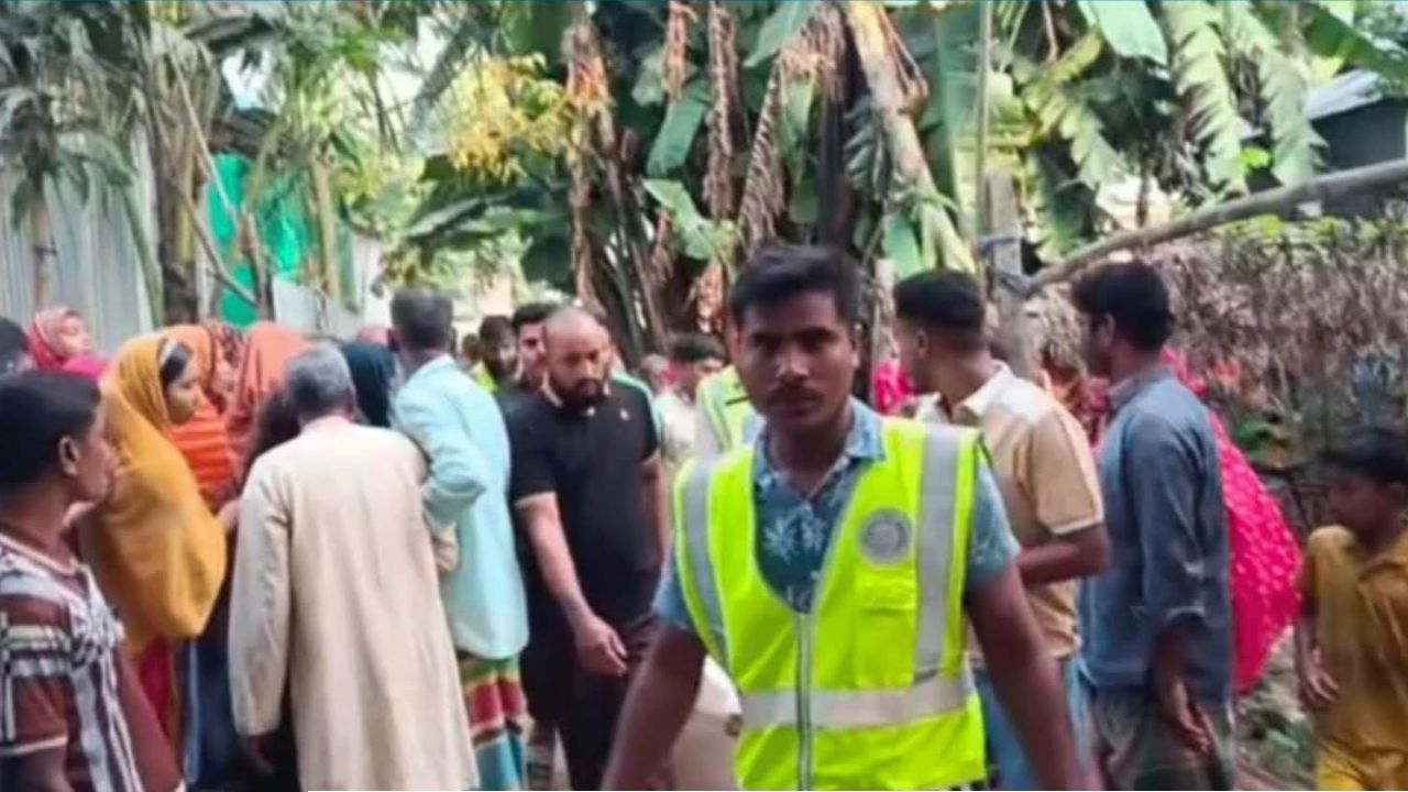 রৌমারীতে ভাতিজার হাতে চাচি খুন- আহত- ৩ ঘাতক  আটক